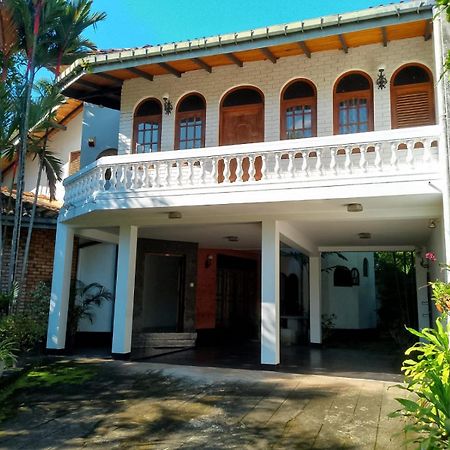 Ceylon Travel And Stay Lodge 바타라물라 외부 사진