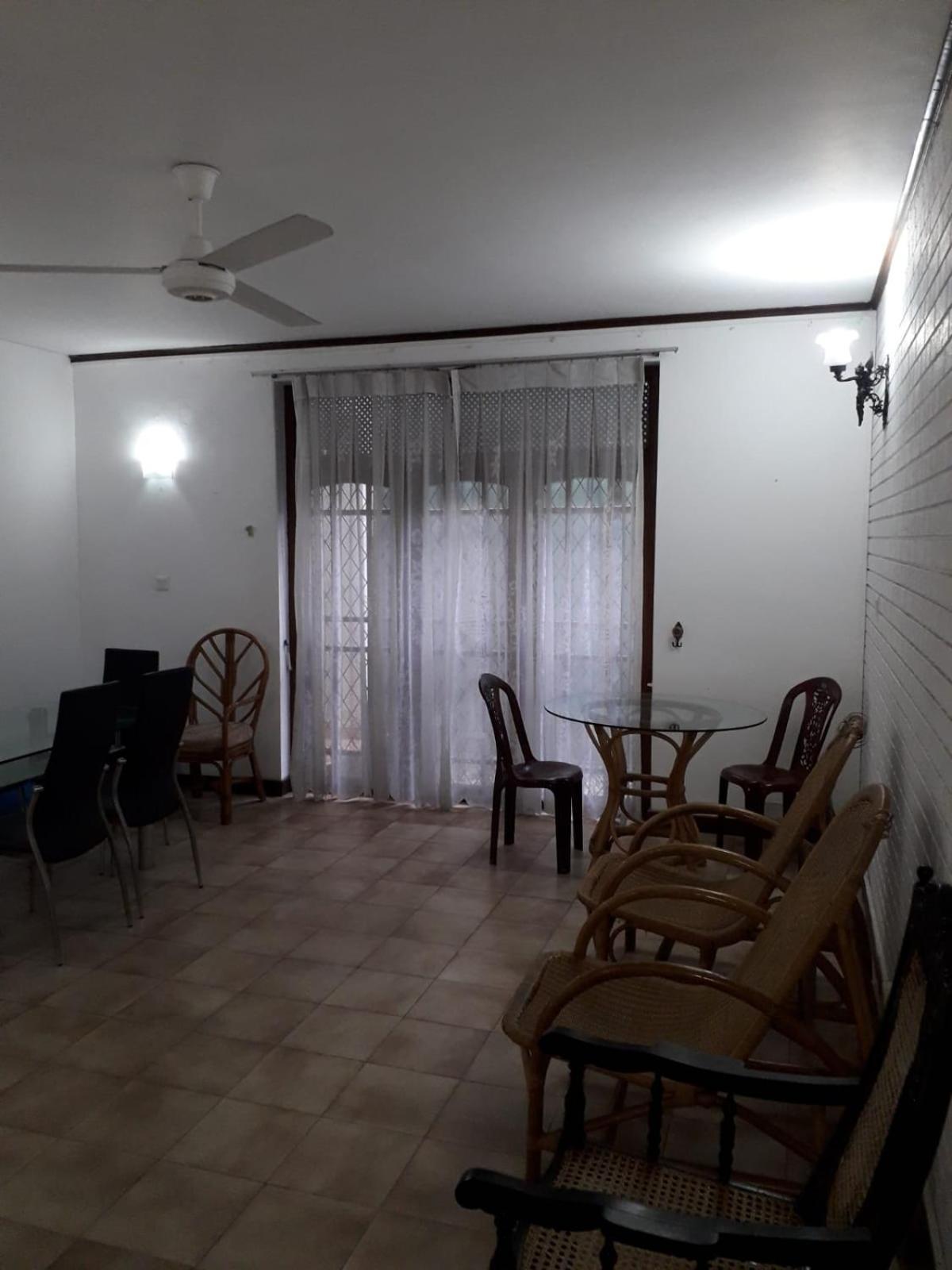 Ceylon Travel And Stay Lodge 바타라물라 외부 사진