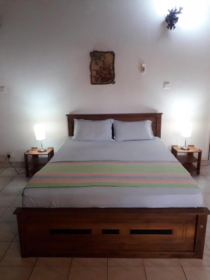 Ceylon Travel And Stay Lodge 바타라물라 외부 사진